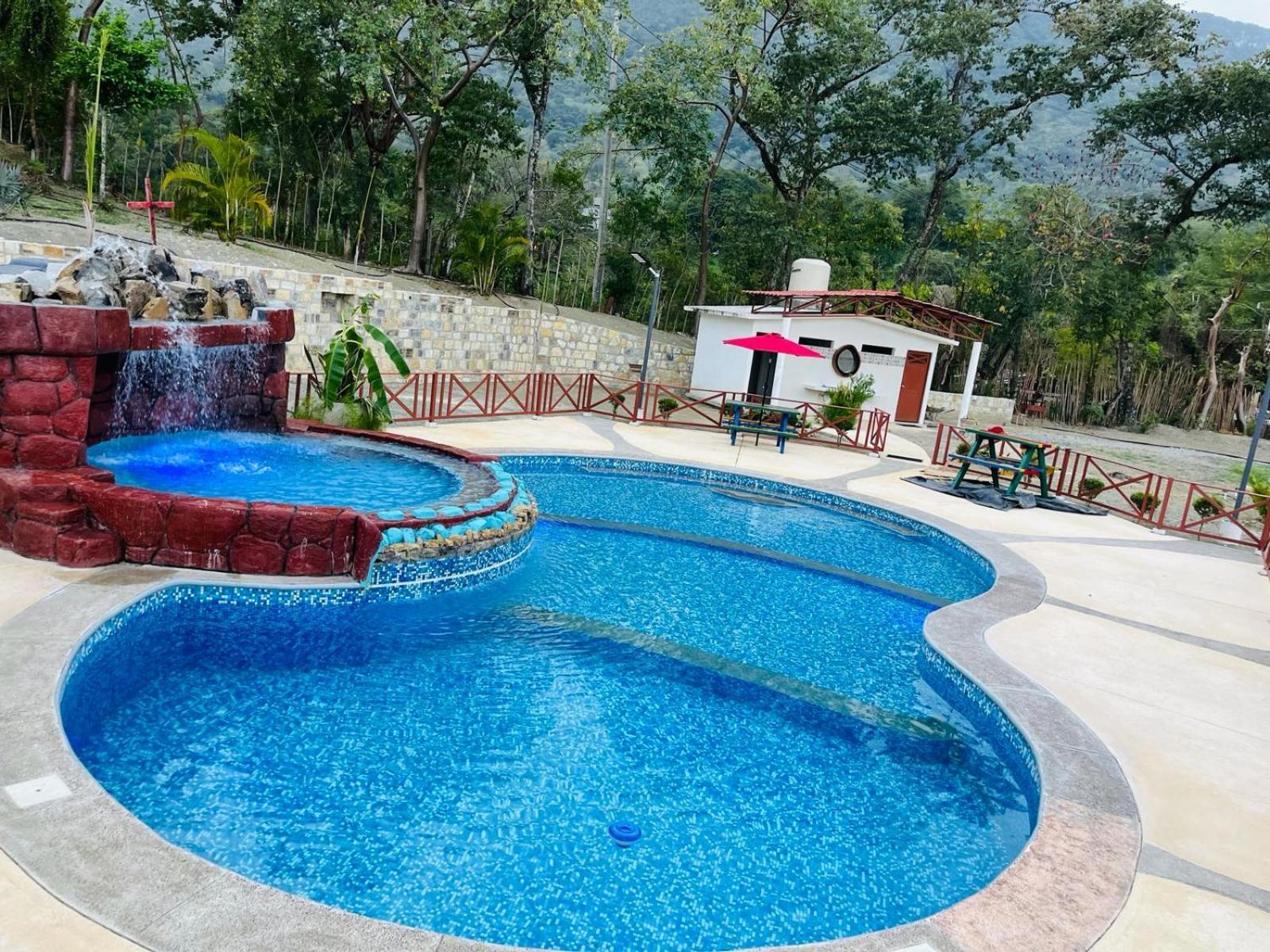 Hotel Hacienda Huasteca Aquismon Екстериор снимка